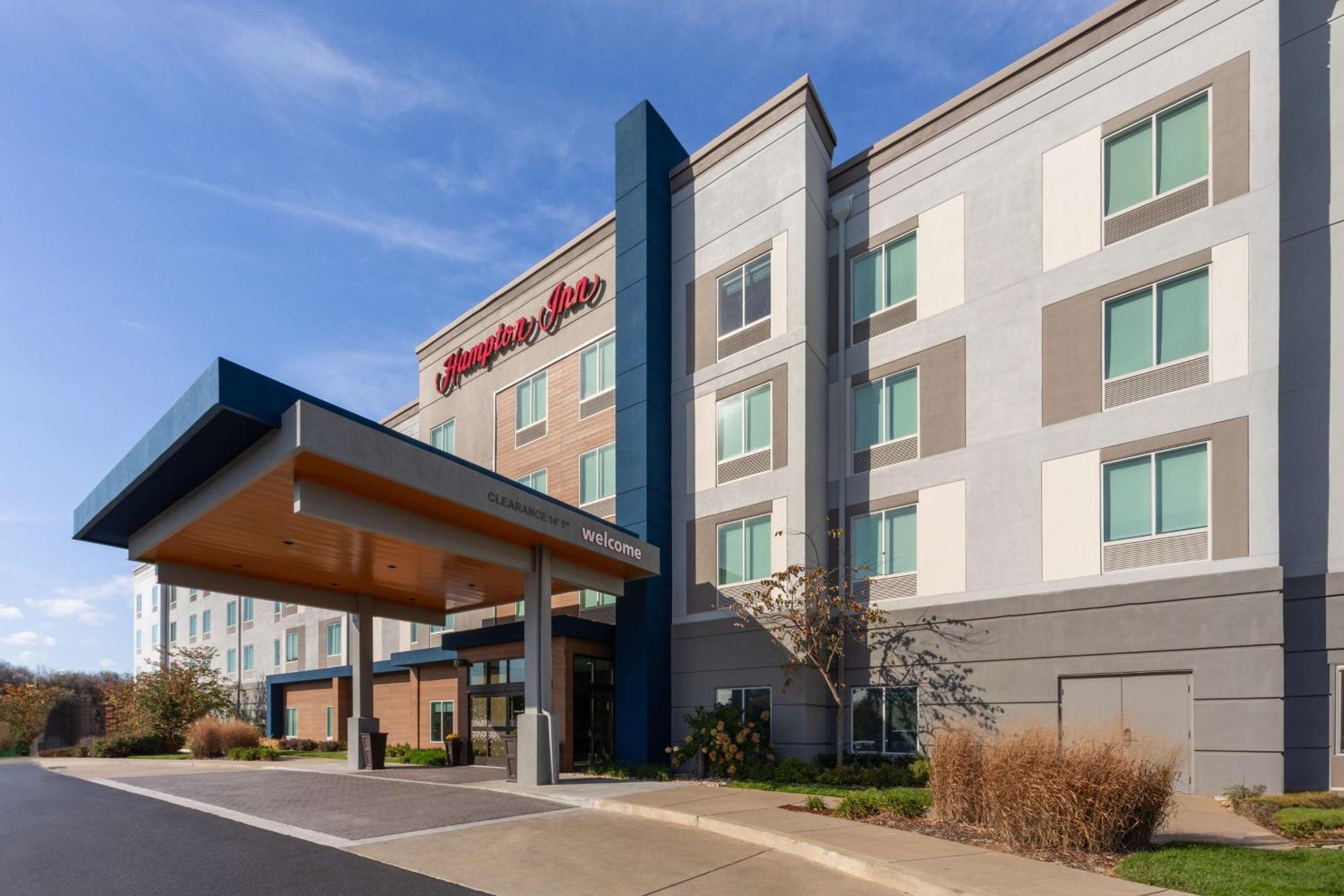 Hampton Inn By Hilton Nashville Airport Century Place Exterior foto