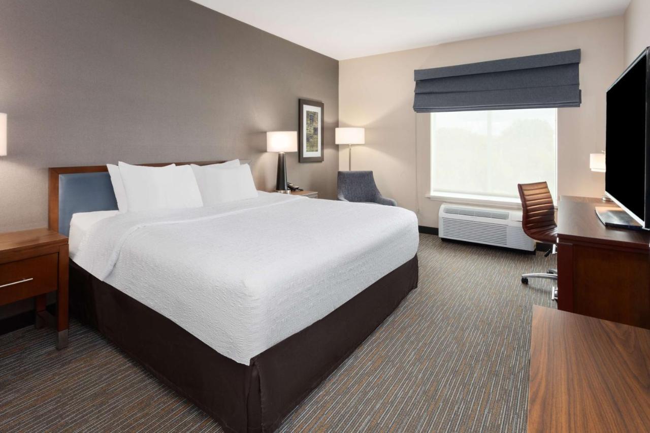Hampton Inn By Hilton Nashville Airport Century Place Exterior foto